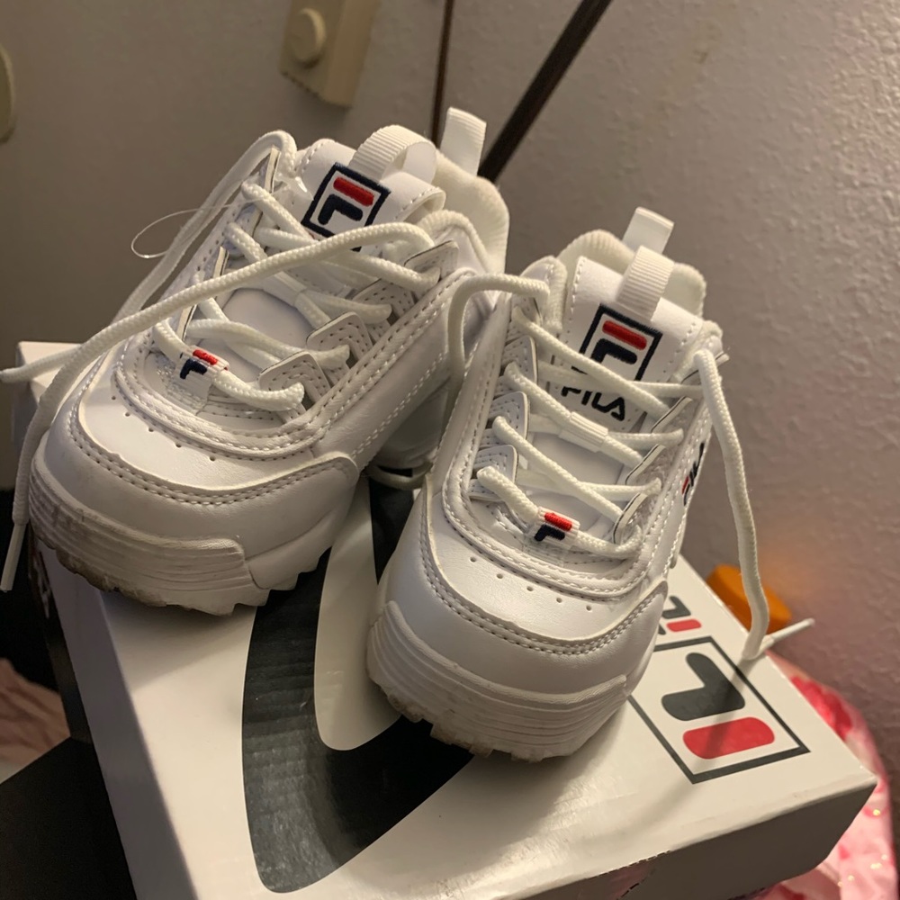 White fila
